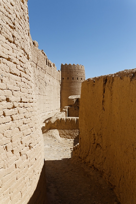 Mehriz-Caravanserail et fort de Saryazd-067